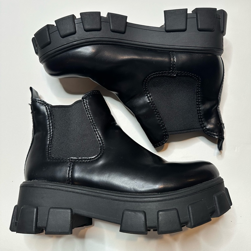 Circus NY by Sam Edelman Boot W8.5